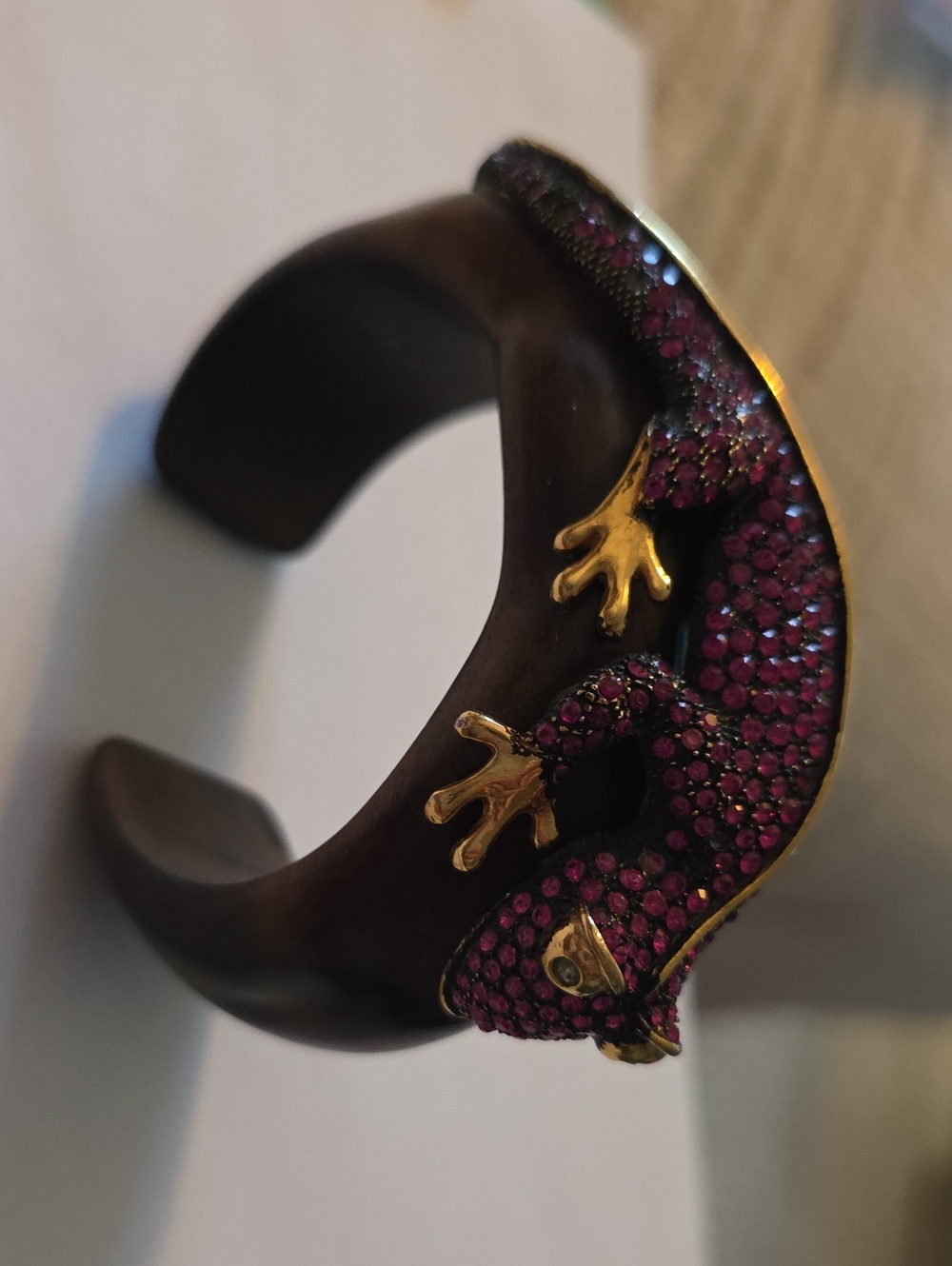 Roberto Cavalli - Gold-Tone Pink Crystal Gecko Cuff Bracelet - Picture 14 of 15